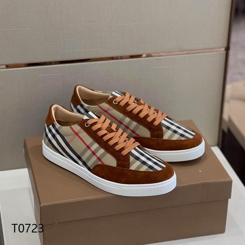 Burberry Men's Shoes 660